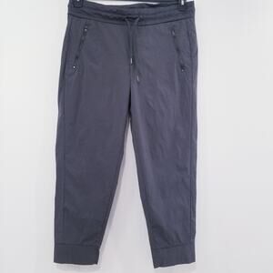 XX VINA Activewear Gray Cropped Pants